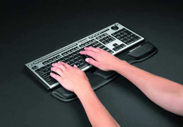 Reposa teclado Fellowes™ de Espuma.9182801